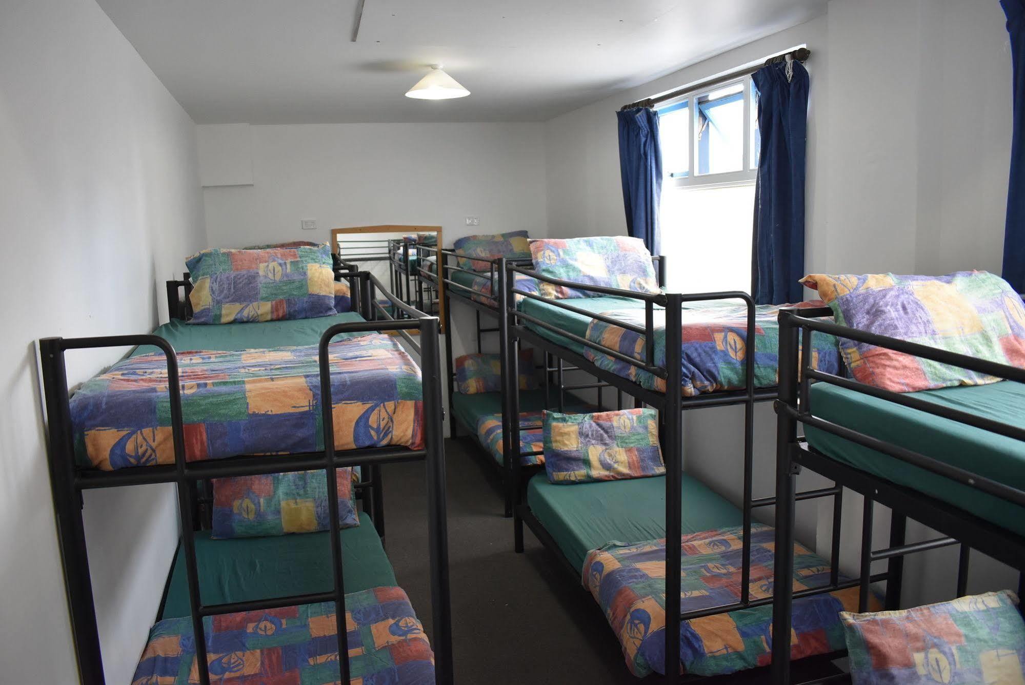 Hobart'S Accommodation & Hostel Екстер'єр фото