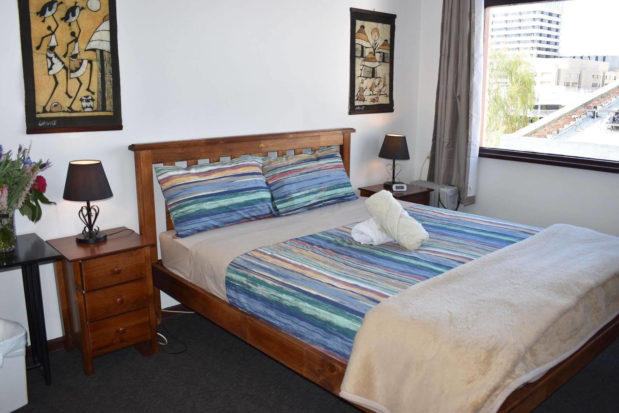 Hobart'S Accommodation & Hostel Екстер'єр фото